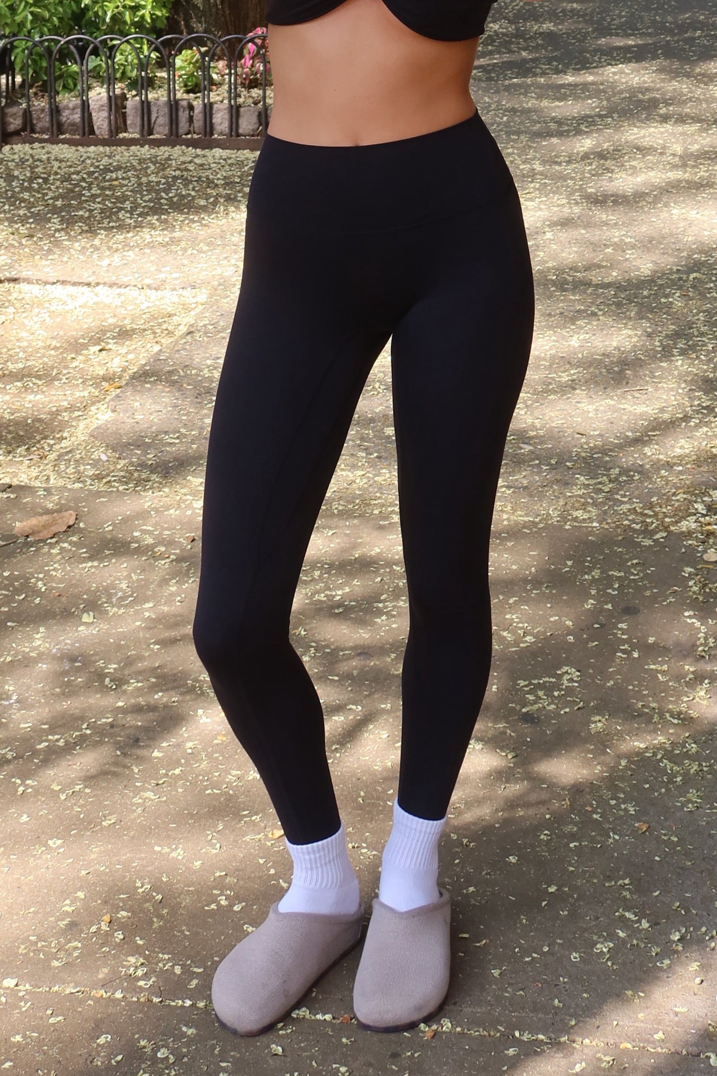 Black leggings